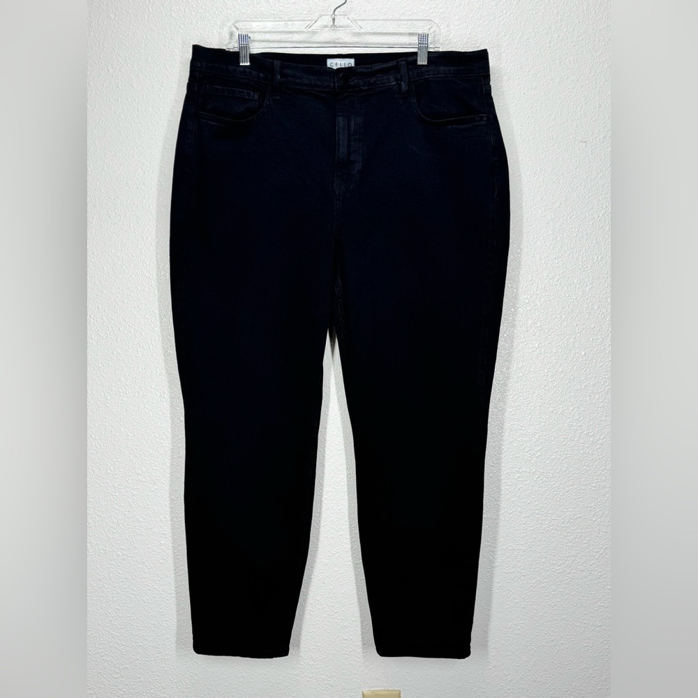 Cello Women's Dark Black Skinny Jeans 2X Style P1345